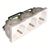 EFAPEL 45194_SBR Hármas Quadro45 dugalj