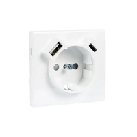 EFAPEL 50630_TBM Fedlap Schuko + USB-A + USB-C aljzathoz, matt fehér