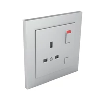 EFAPEL 90184_CAL Komplett csatlakozóaljzat (brit típusú) alumínium