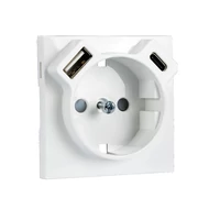 EFAPEL 90630 TBR - Fedlap Schuko + USB-A + USB-C aljzathoz,fehér