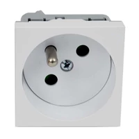 Kopos QP 45X45 C HB QUADRO 2P+f  PIN dugalj fehér + gyerekvéd.