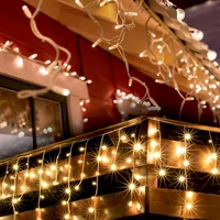 SOMOGYI Home KKF 908/WW LED-es fényfüggöny, 30 m / 900 db melegfehér LED, 8 fényprogram, fehér vezeték, hálózati adapter, kül- és beltéri kivitel