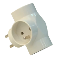 Tracon TDUGOF Többférőhelyes átalakító csatlakozó, francia kivitelű, fehér 3×French, max.16A, 250V