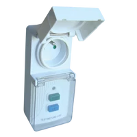 Tracon TFGA-4F Áram-védőkapcsolós adapter, csapos védőérintkezővel 16A, 30mA, 6kA, IP44, A / AC, E2